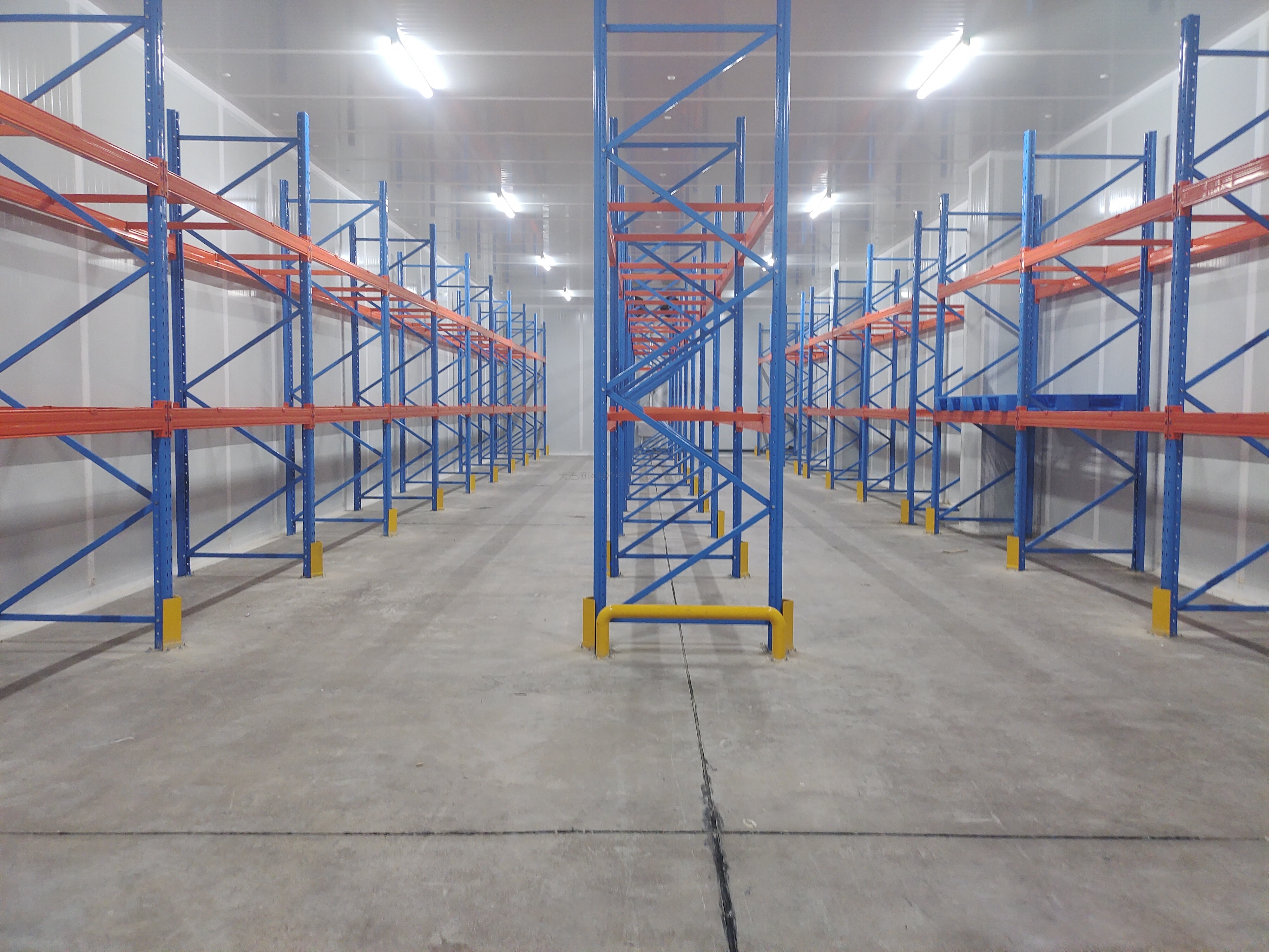 本溪行(xíng)天健藥業(yè)集團制(zhì)冷(lěng)工(gōng)程