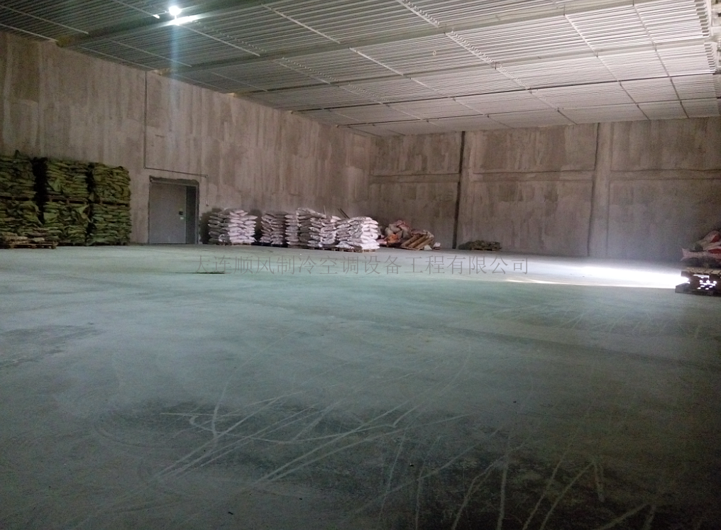 哈爾濱華隆集團藍狐基地(dì)冷(lěng)庫工(gōng)程
